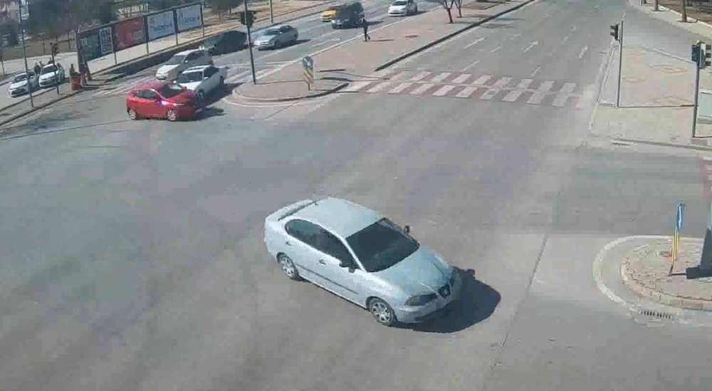 Konya’da faciadan dönüldü! O kazalar kamerada