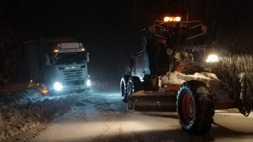 Konya-Antalya yolunda yoğun kar ve tipi! Ulaşımda son durum