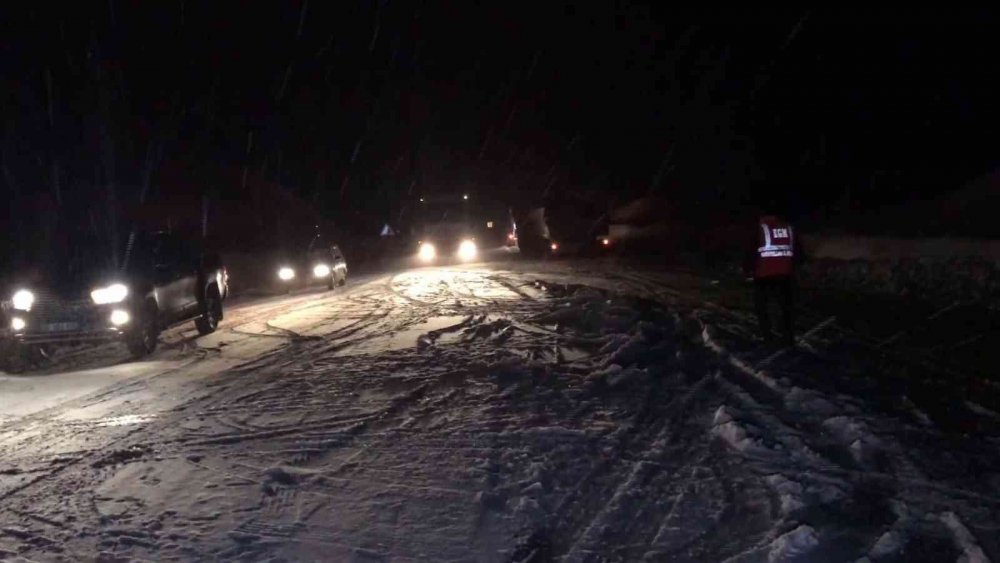 Konya-Antalya yolunda yoğun kar ve tipi! Ulaşımda son durum