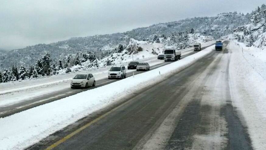 Dün gece tırların geçişine izin verilmeyen Konya-Antalya Yolu açıldı! Son durum böyle
