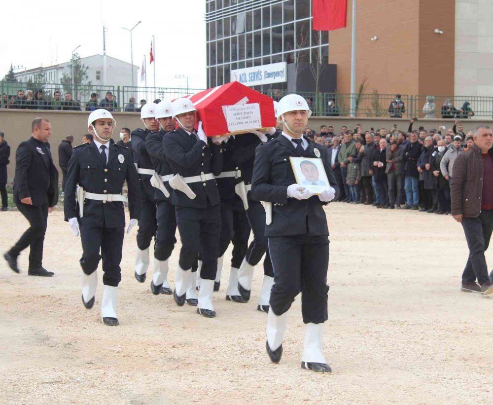 Şehit polis Cemal Bozkurt memleketi Gaziantep’te toprağa verildi