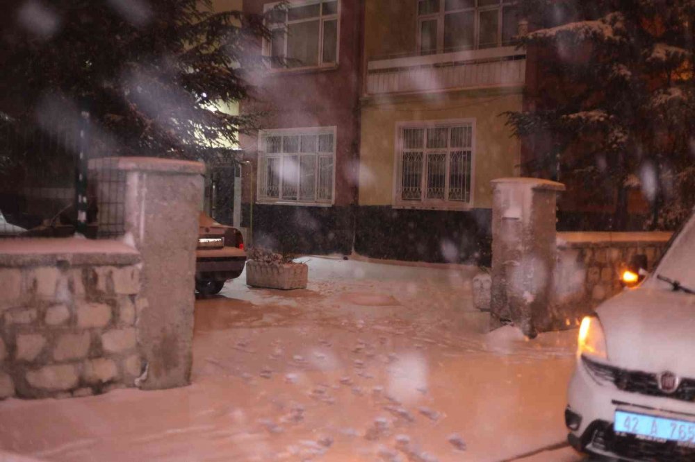 Konya'da gece yarısı dehşet! Genç adamın cesedi kanlar içinde bulundu