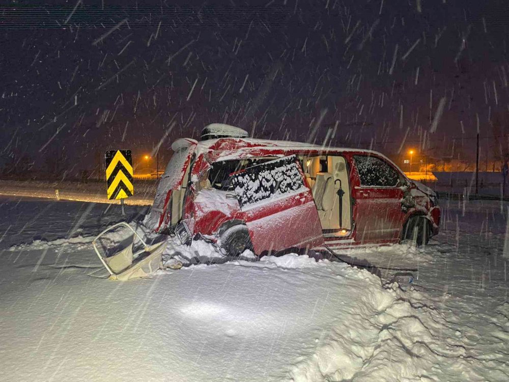 Nevşehir-Niğde yolunda feci kaza! 1 ölü 5 yaralı