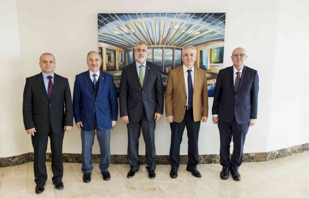 Prof. Işıkhan KTO Karataylı öğrencilerle buluştu