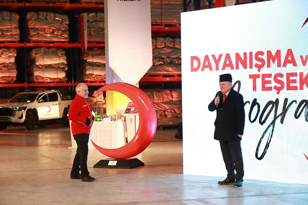 1647673259-kizilay-tesekkur-dayanisma-gecesi-destekler-2022-7.jpg