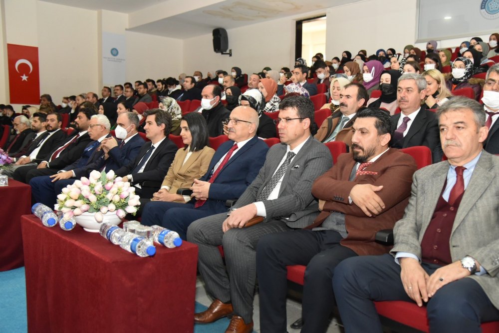 Konya’da 2. Uluslararası Projeden Uygulamaya Eğitim Sempozyumu başladı