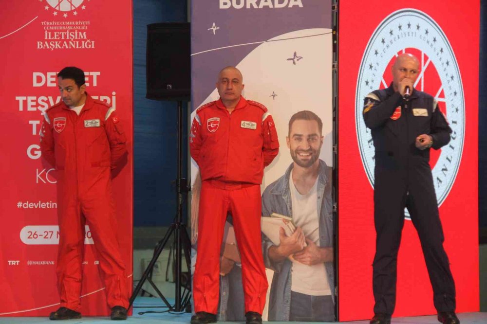 Türk Yıldızları pilotları Konya'da gençlerle tecrübelerini paylaştı
