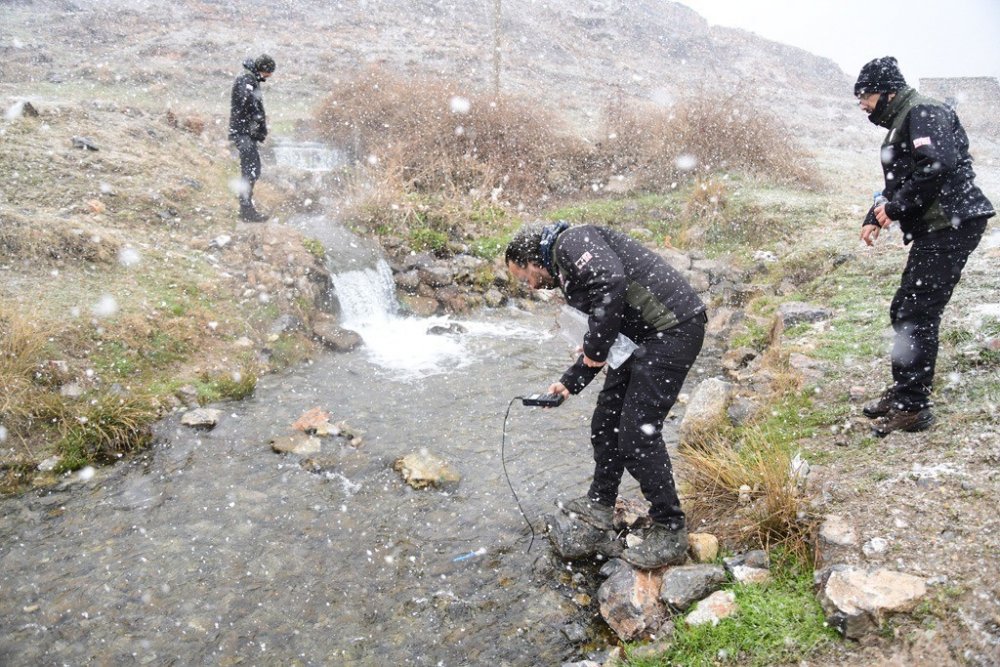 Kayseri'de ekipleri alarma geçiren olaylar! Doğa olayını toplu ölüm sandılar