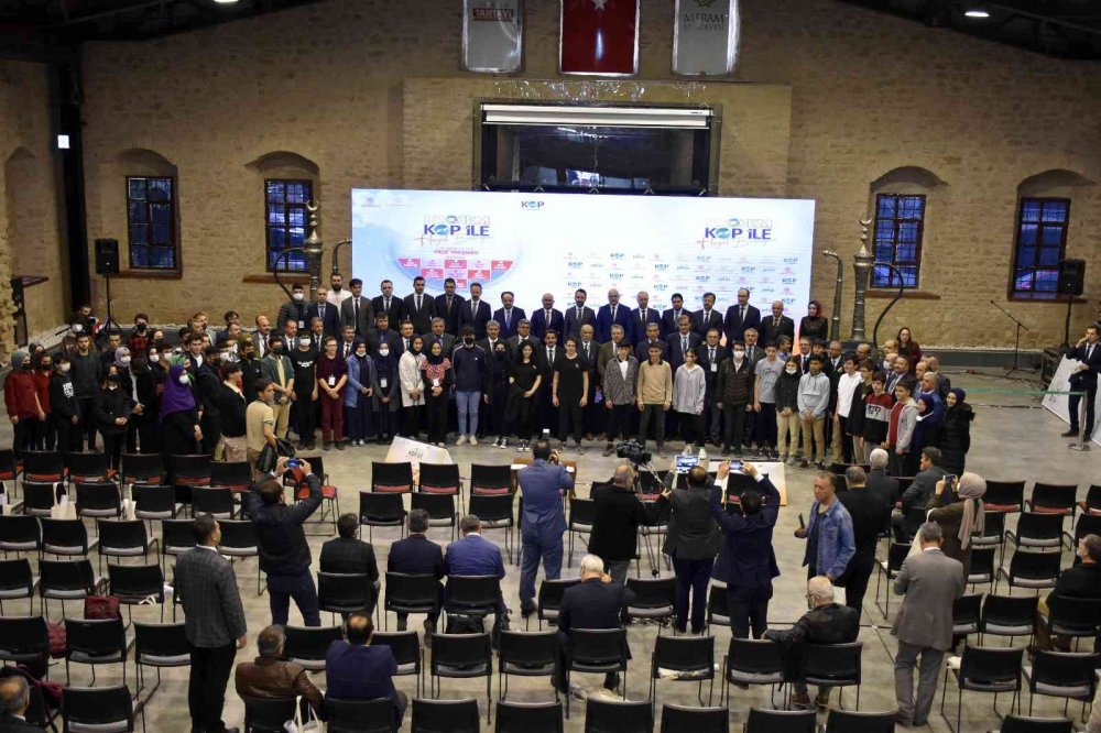 Liseli gençler için düzenlenen 'Projem KOP İle Hayat Buluyor' yarışmasının tanıtımı Konya'da yapıldı