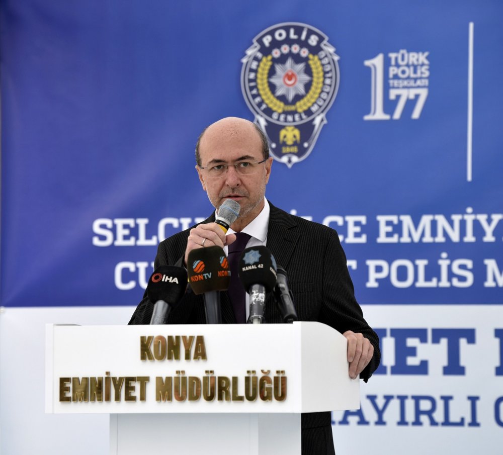 Selçuklu İlçe Emniyet Müdürlüğü ve Cumhuriyet Polis Merkezi Amirliği binası dualarla hizmete girdi