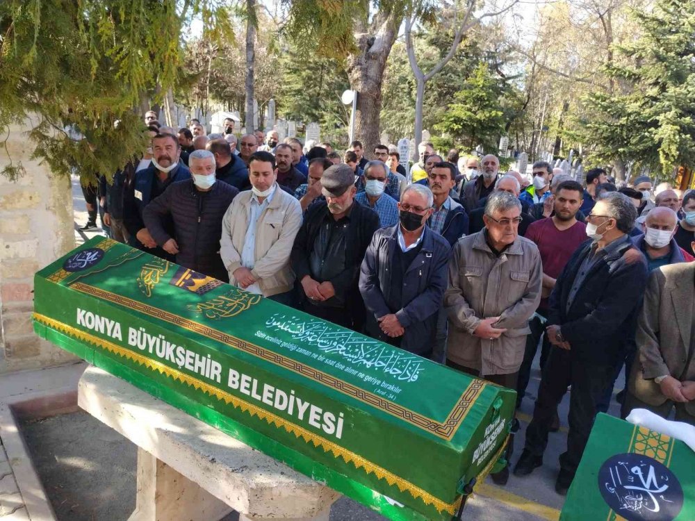 Denizli'de öldürülen Dr. Naim Ünsal, memleketi Konya'da defnedildi