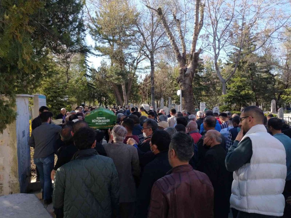 Denizli'de öldürülen Dr. Naim Ünsal, memleketi Konya'da defnedildi