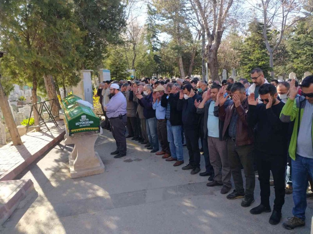 Denizli'de öldürülen Dr. Naim Ünsal, memleketi Konya'da defnedildi