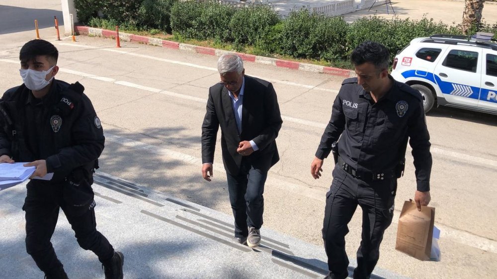 Adana'da 2 askerin şehit olduğu kazada gözaltına alınan sürücü tutuklandı