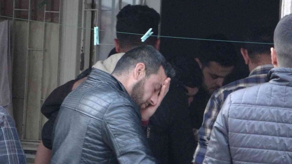 Antalya'da acı ölüm! 2 yaşındaki Tulin oyun oynadığı kamyonun altında can verdi