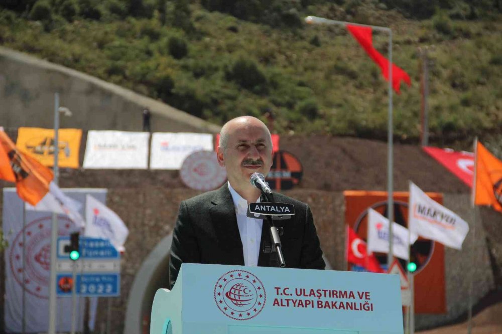 Cumhurbaşkanı Erdoğan: Türkiye siyasi olarak yakın tarihinin en itibarlı konumundadır