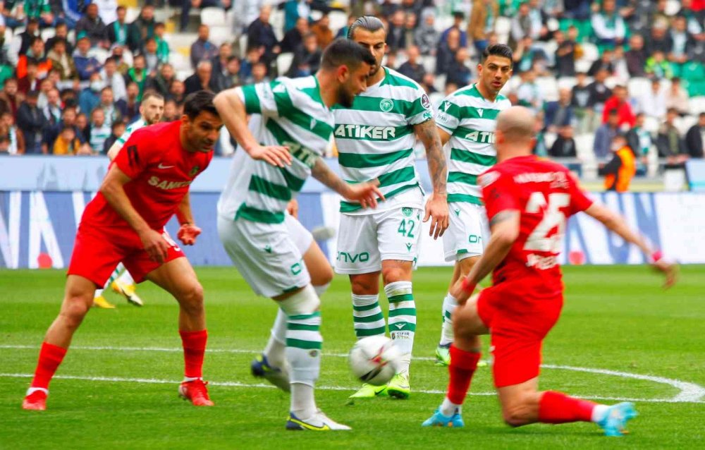 Konyaspor ikinciliği bırakmak istemiyor