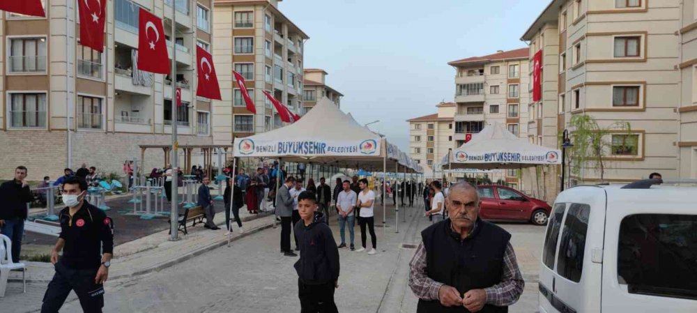 Şehit Teğmen Bekir Can Kerek’in acı haberi Denizli'deki babaevine ulaştı