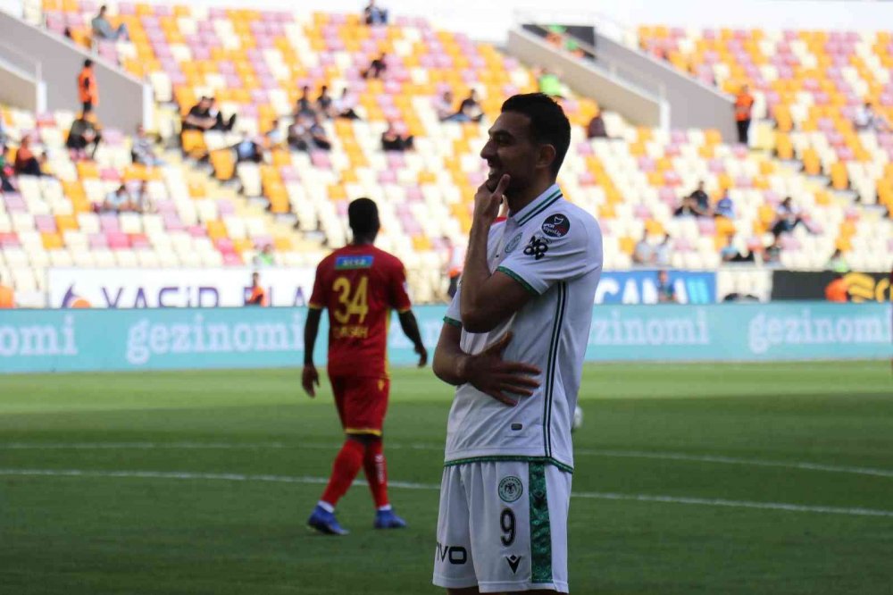 Konyaspor lig ikinciliği yarışına devam! Malatya'dan da puanla dönüyor