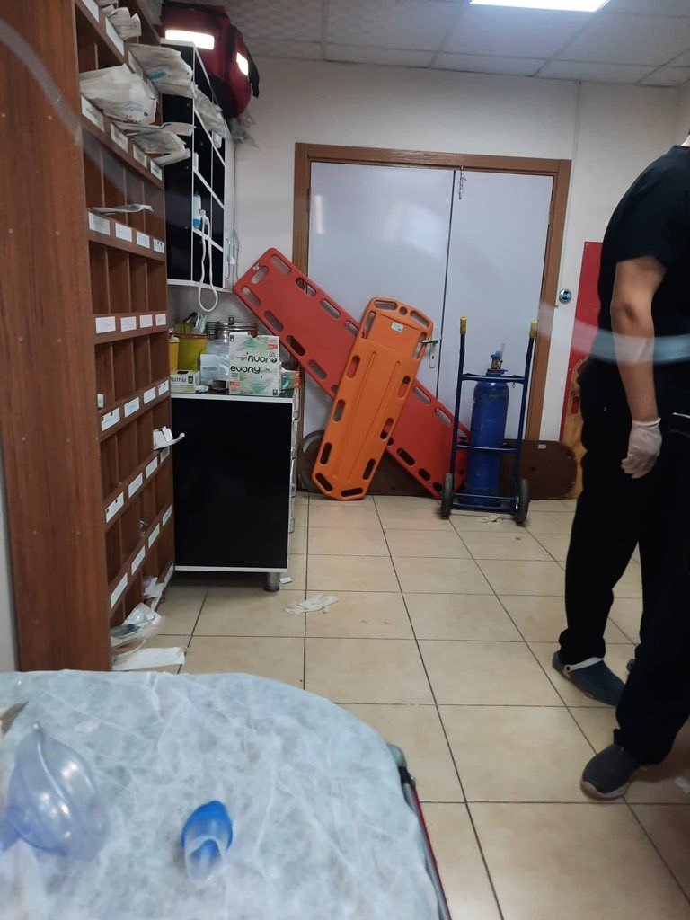 Elektrik akımına kapılan Cüney Yaruk öldü! Yakınları hastaneyi talan etti!