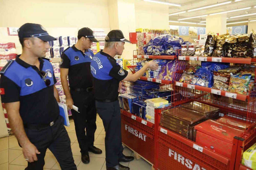 Adana'da metro ve otobüs ücretsiz