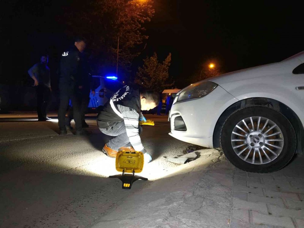 Konya’da gece yarısı silahlı esnaf kavgası! 1 yaralı