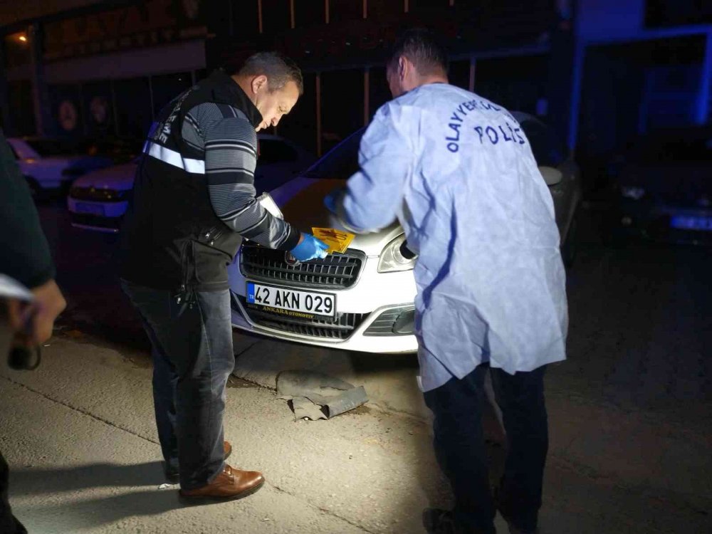 Konya’da gece yarısı silahlı esnaf kavgası! 1 yaralı