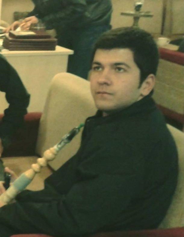 Ticari taksi ortadan ikiye bölündü, genç sürücü olay yerinde hayatını kaybetti