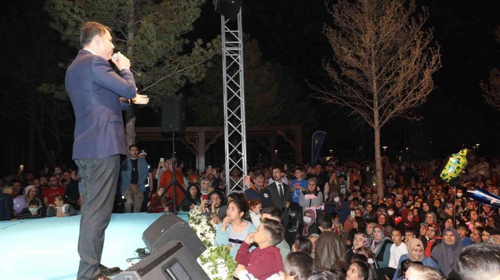 Bakan Kurum Karapınar Millet Bahçesi'nde Ramazan Şenliği'ne katıldı