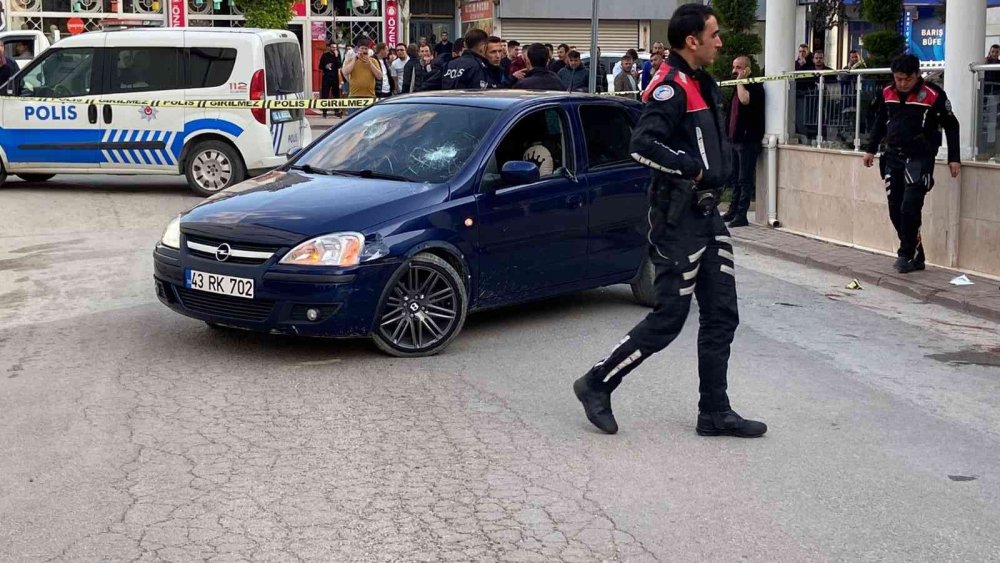 Kendine bağırdığı gerekçesiyle kaza yaptığı karşı tarafa kurşun yağdırdı