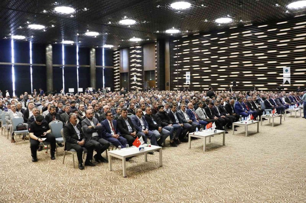 Konya Esnaf ve Sanatkarlar Odaları Birliği'nde Muharrem Karabacak yeniden başkan