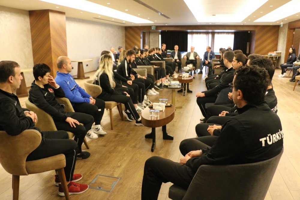 Mehmet Baykan’dan Taekwondo Milli Takımlarına ziyaret