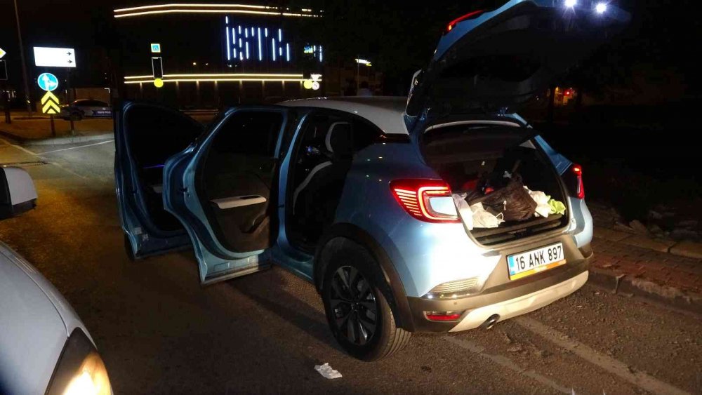 Bursa'da sıcak anlar... 25 kilometre kovalamacanın galibi polisler oldu