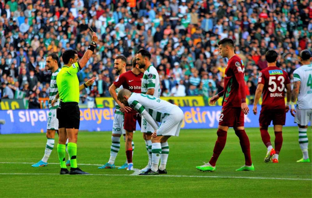 Konyaspor işi şansa bırakmadı! Hem 3 puan hem de + 2 averajı cebe koydu