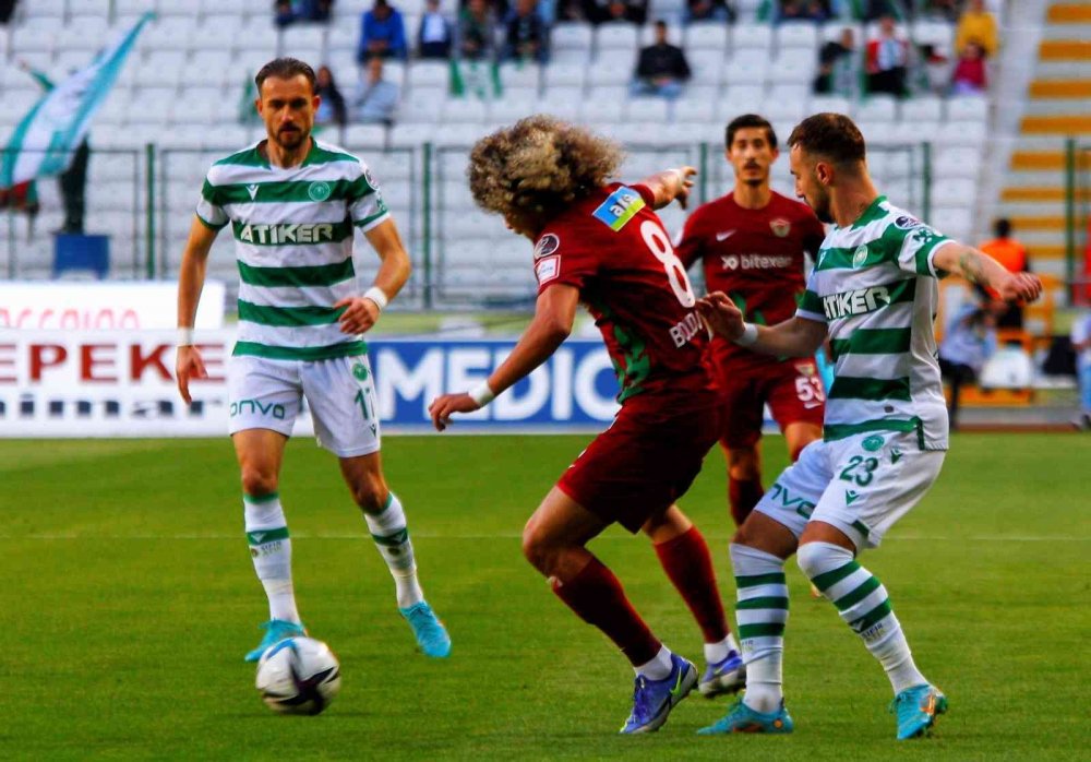 Konyaspor işi şansa bırakmadı! Hem 3 puan hem de + 2 averajı cebe koydu