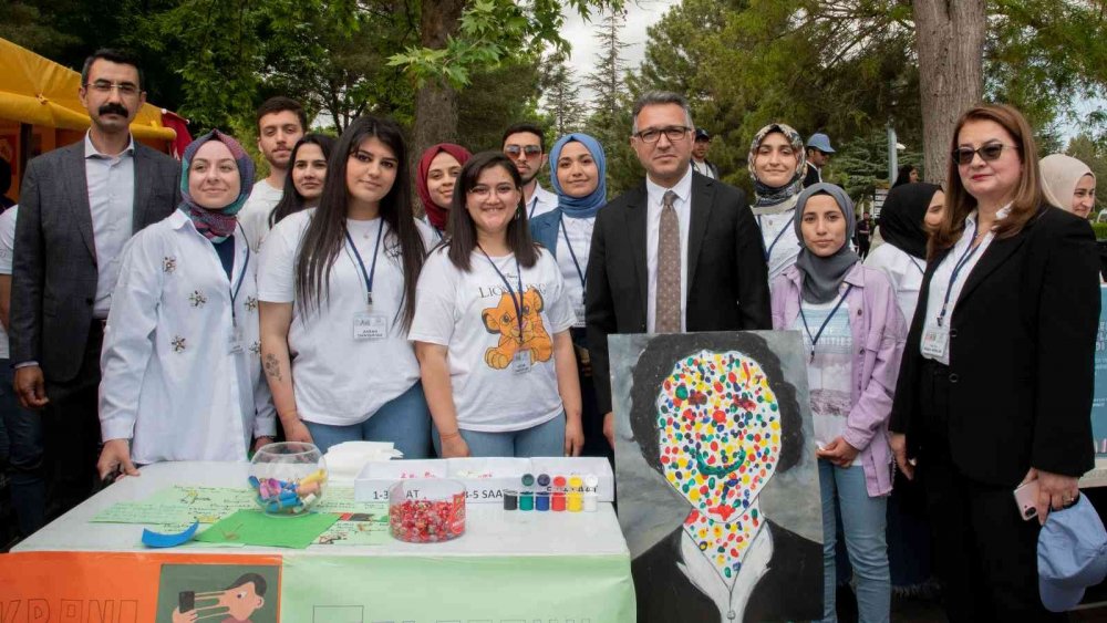 Konya'da bağımlılıkla mücadele için ‘Harekete Geç Gençlik Festivali’ başladı
