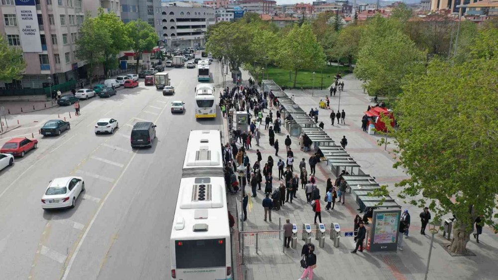 Konya'da bir ilk daha! Turnikeli otobüs durağı