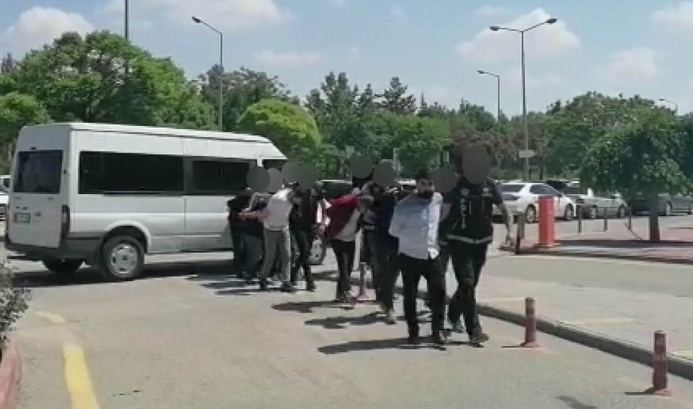 Konya’da araca 34 parça halinde zulalanmış 16 kilo 820 gram eroin polisin dikkatinden kaçmadı!