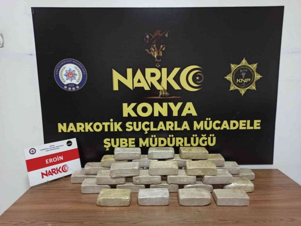 Konya’da araca 34 parça halinde zulalanmış 16 kilo 820 gram eroin polisin dikkatinden kaçmadı!