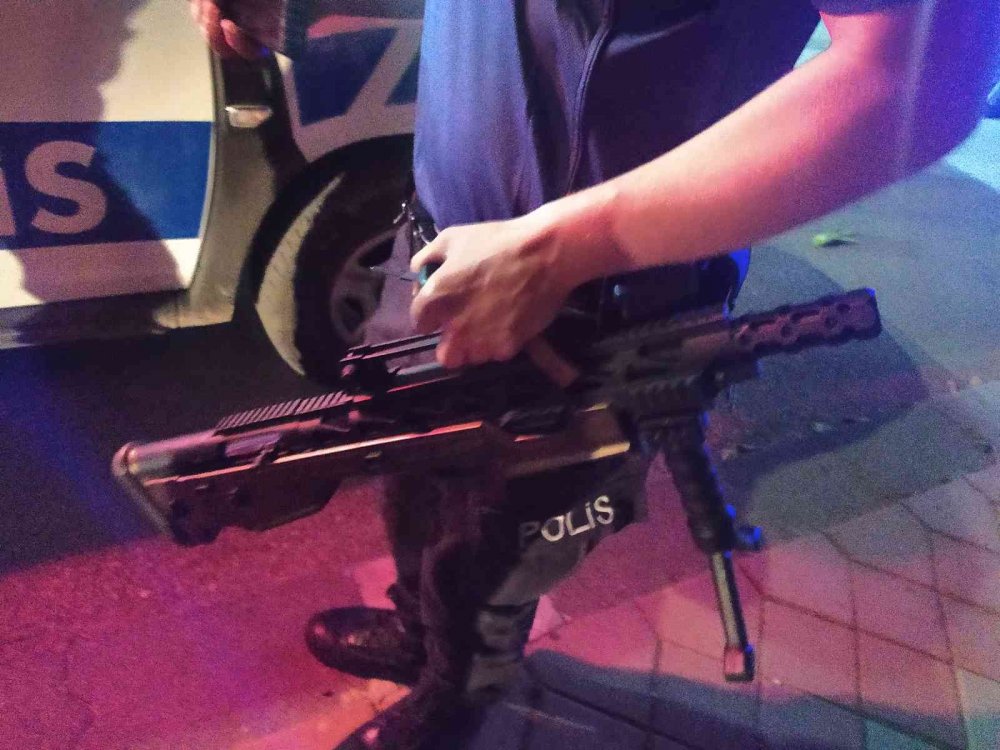 Adana'da pompalıyla kavgaya koşan şahıs polise yakalandı