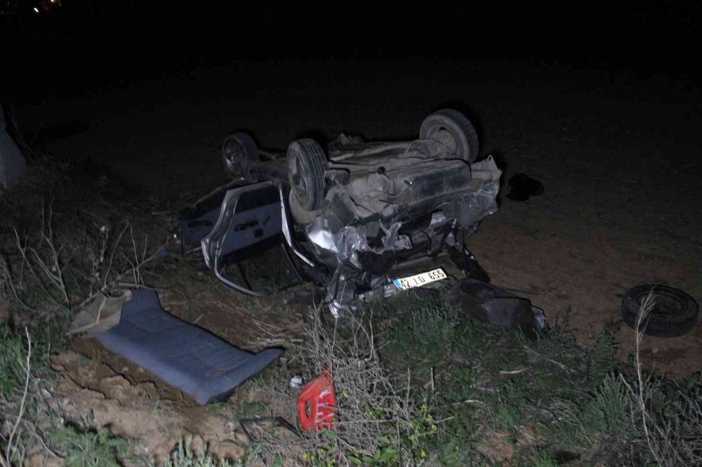 Karaman’da otomobil şarampole takla attı! Sıkışan 3 kişi güçlükle kurtarıldı