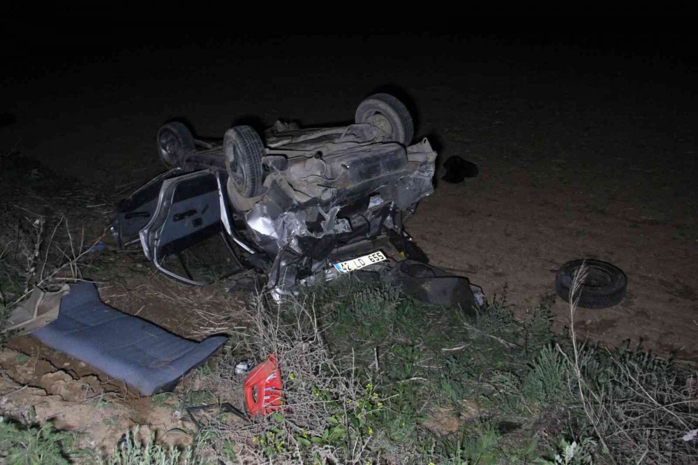 Karaman’da otomobil şarampole takla attı! Sıkışan 3 kişi güçlükle kurtarıldı