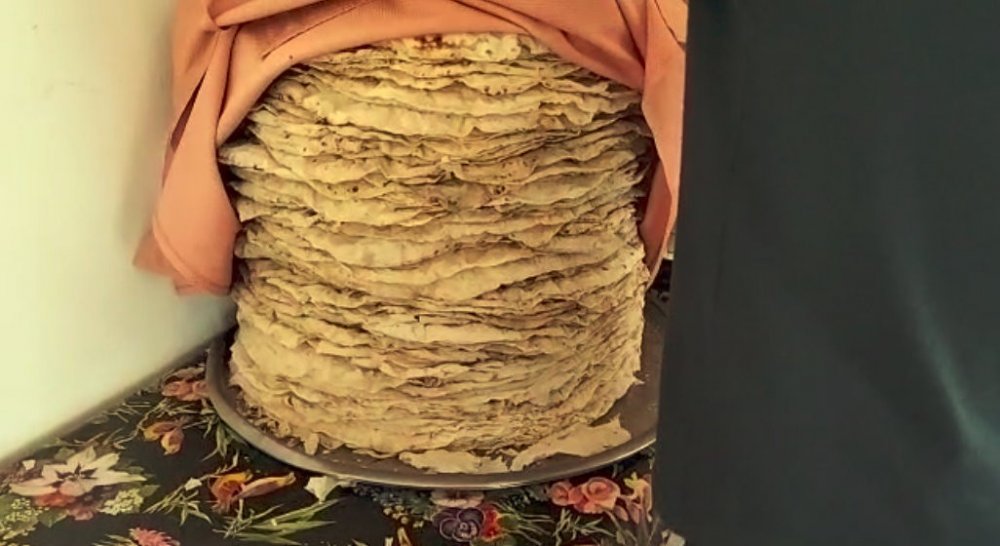 Yufka ekmek arası uyuşturucu zulası jandarmanın dikkatinden kaçmadı!