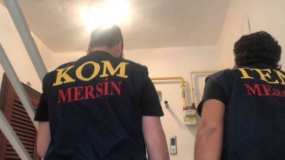 Konya dahil 8 ilde dev operasyon! Kamu personellerinin de olduğu 49 kişi gözaltına alındı