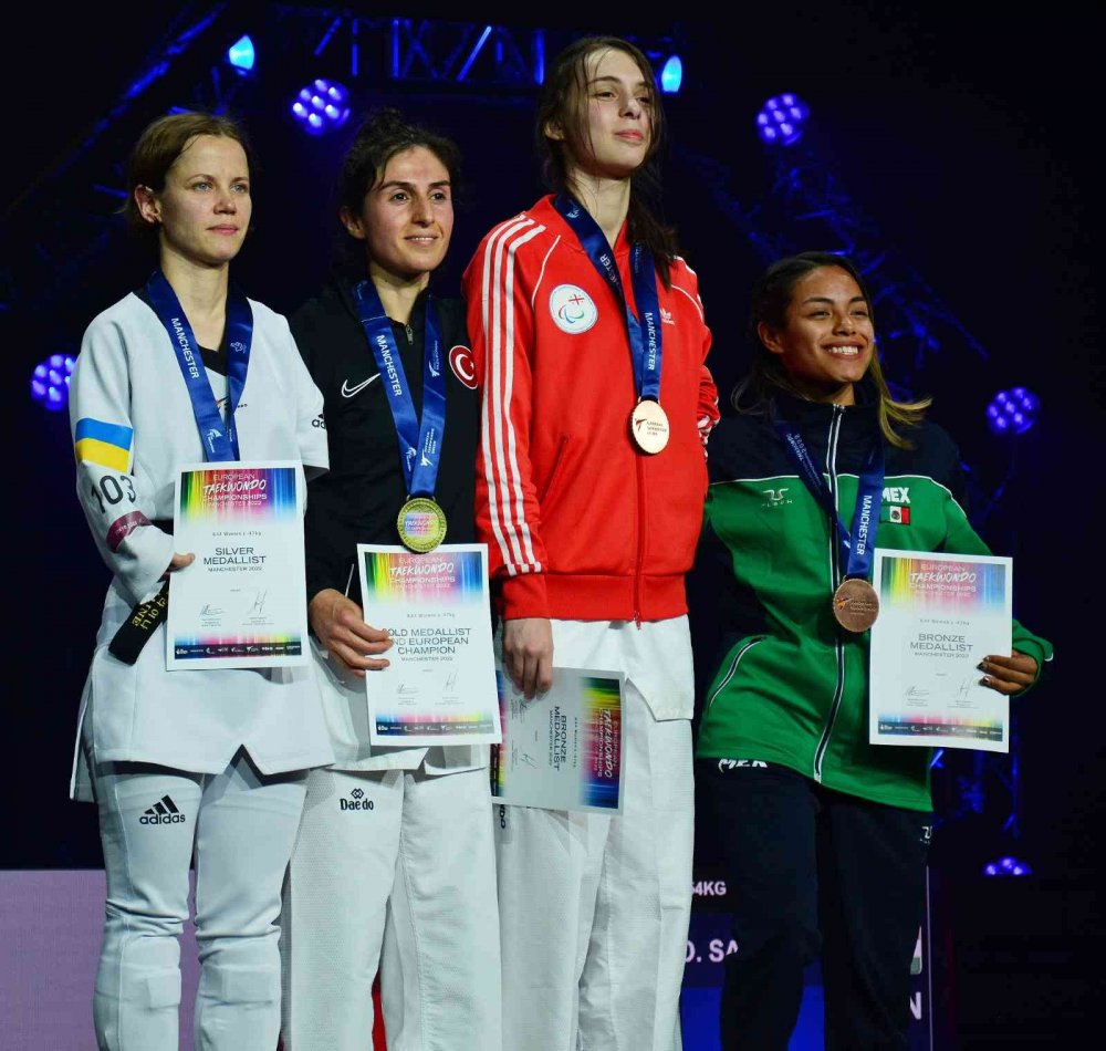 Milli taekwondocularımız Avrupa Şampiyonası’nın ilk gününde 5'i altın 7 madalya kazandı