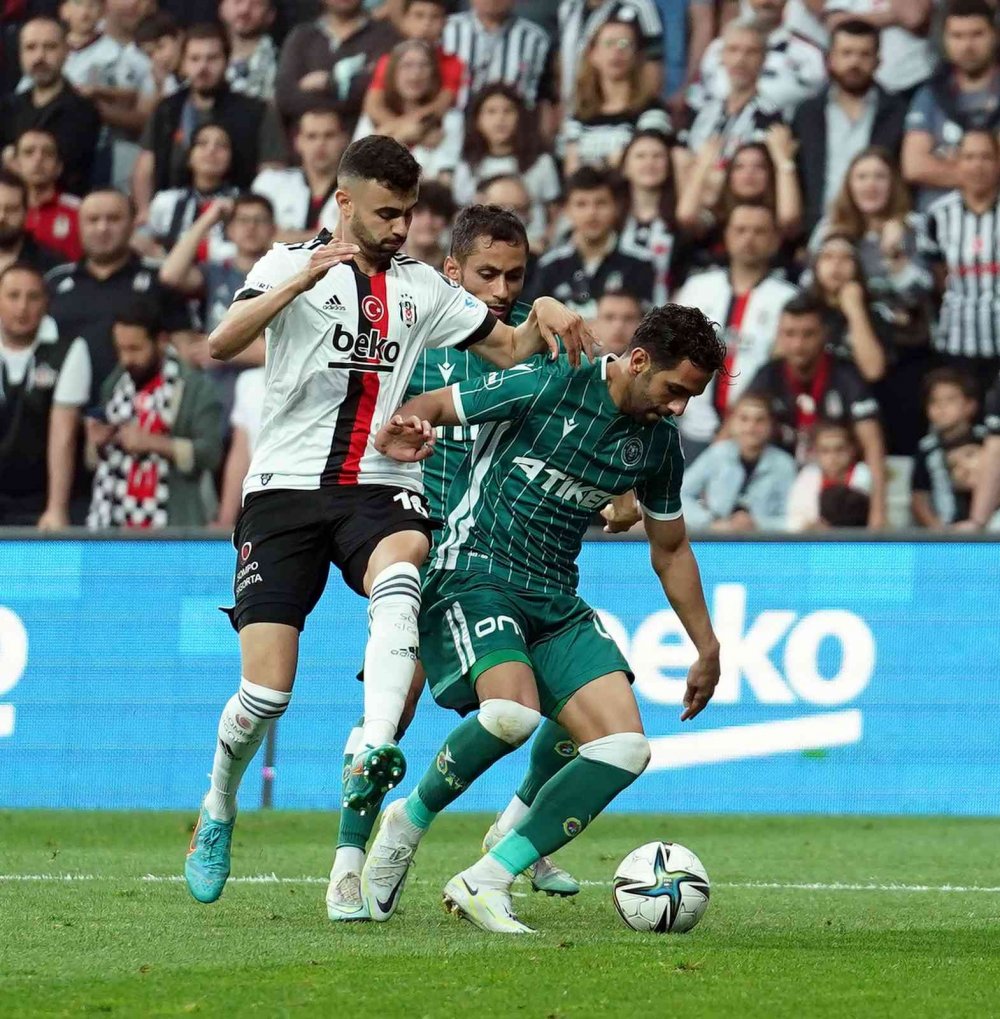 Konyaspor Beşiktaş'a rövanşı vermedi