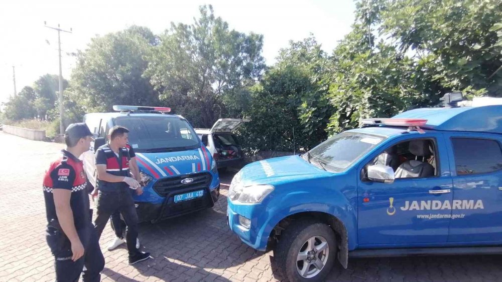 Manavgat'ta şüpheli ölüm! Anıl Kiraz bacağından bıçaklanmış ve av tüfeğiyle vurulmuş halde bulundu