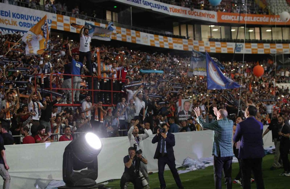 Erdoğan: Bu millet inanıyorum ki 2023 seçimlerinde haddini bildirecektir