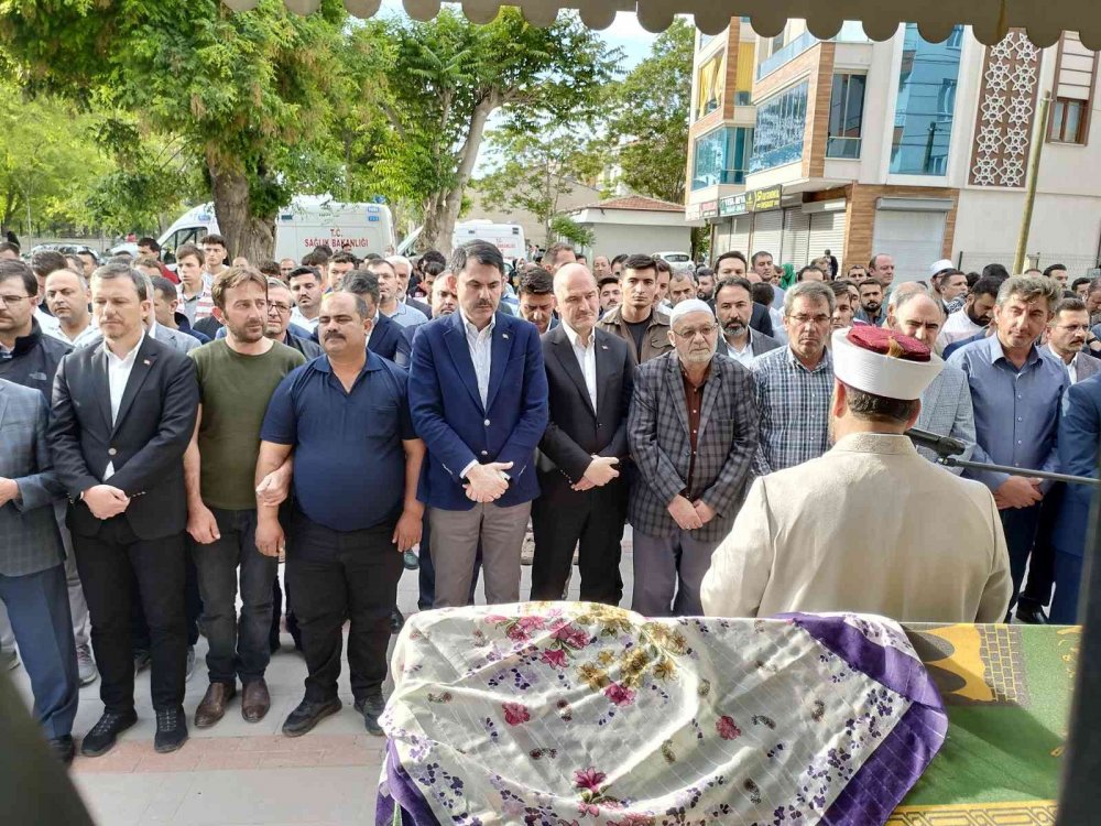 Konyalı üniversite öğrencisi İlayda Karakoca dualarla toprağa verildi!