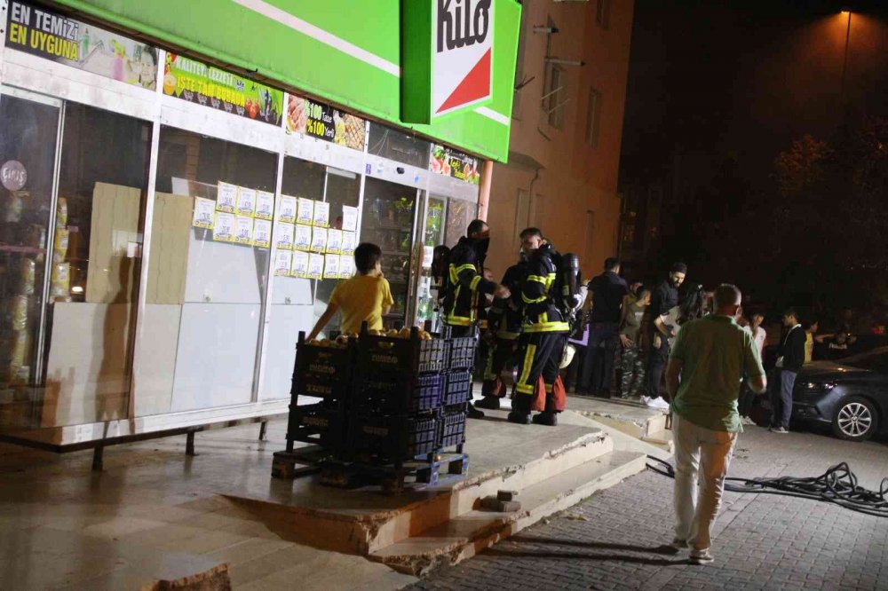 Besle kargayı oysun gözünü! Markete hırsızlığa giren eski çalışan kasayı boşaltıp dükkanı ateşe verdi